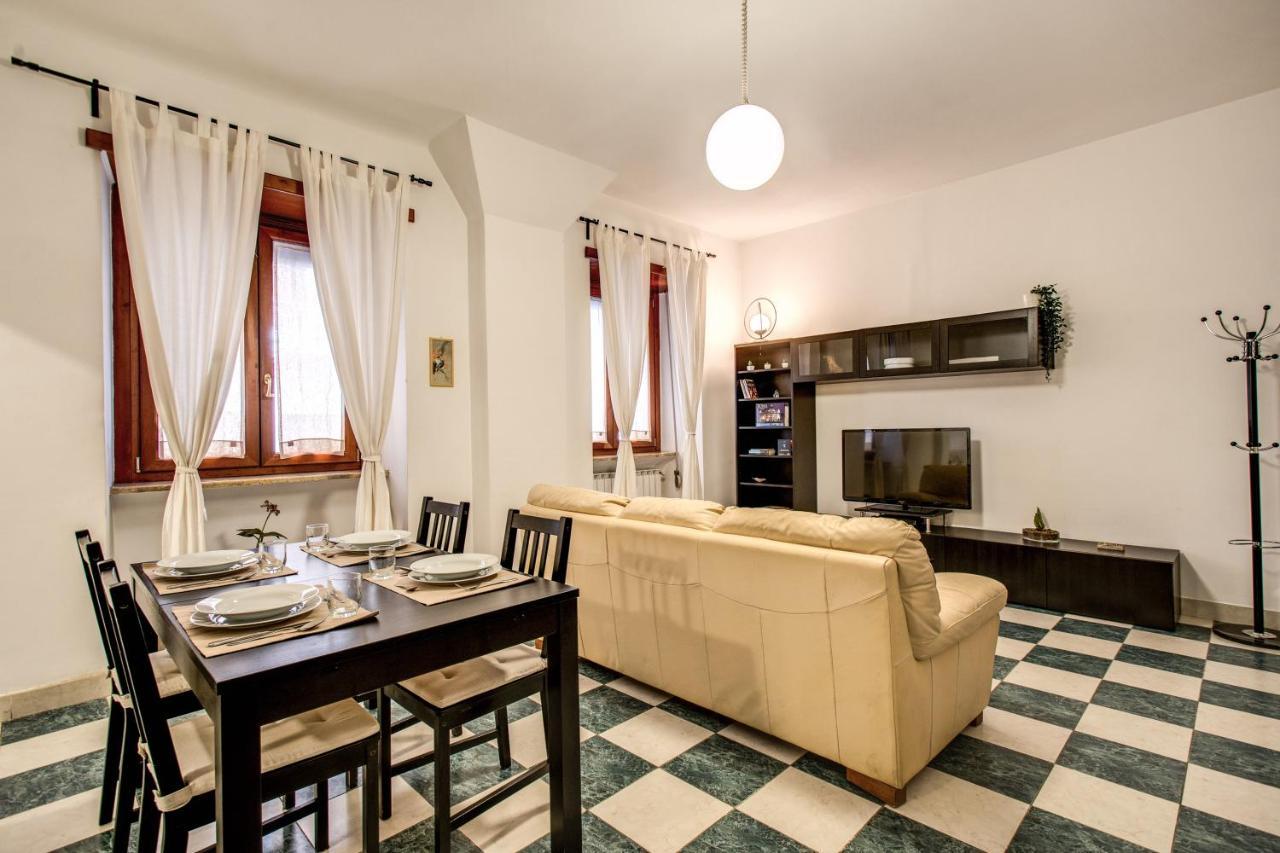 Popolo Accommodation - Lovely Central Apartment Roma Exterior foto